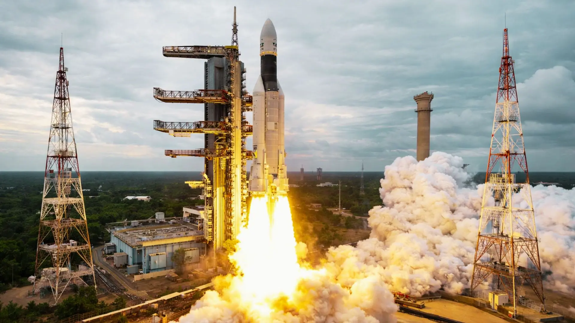 Moon Mission Setback: NASA Delays Rocket Launch After Fuel Leak Detection